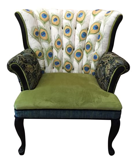 How much weight can a peacock chair hold?
