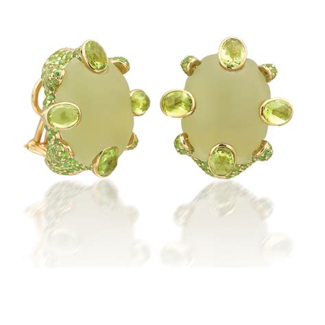 Do sterling silver earrings turn ears green?