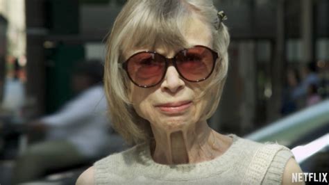 Is Joan Didion easy to read?