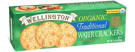 What is the history of Jamaican water crackers?